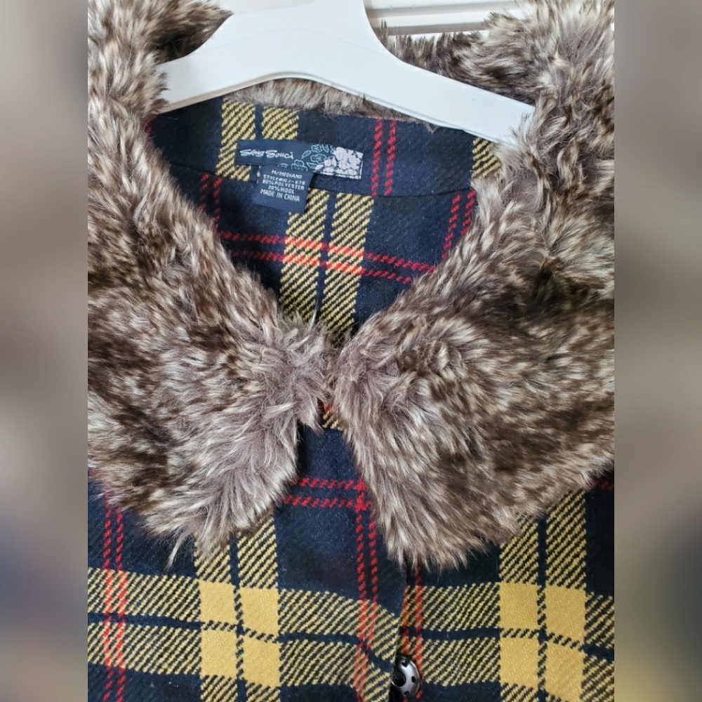 Cropped coat - Picture 3 of 3
